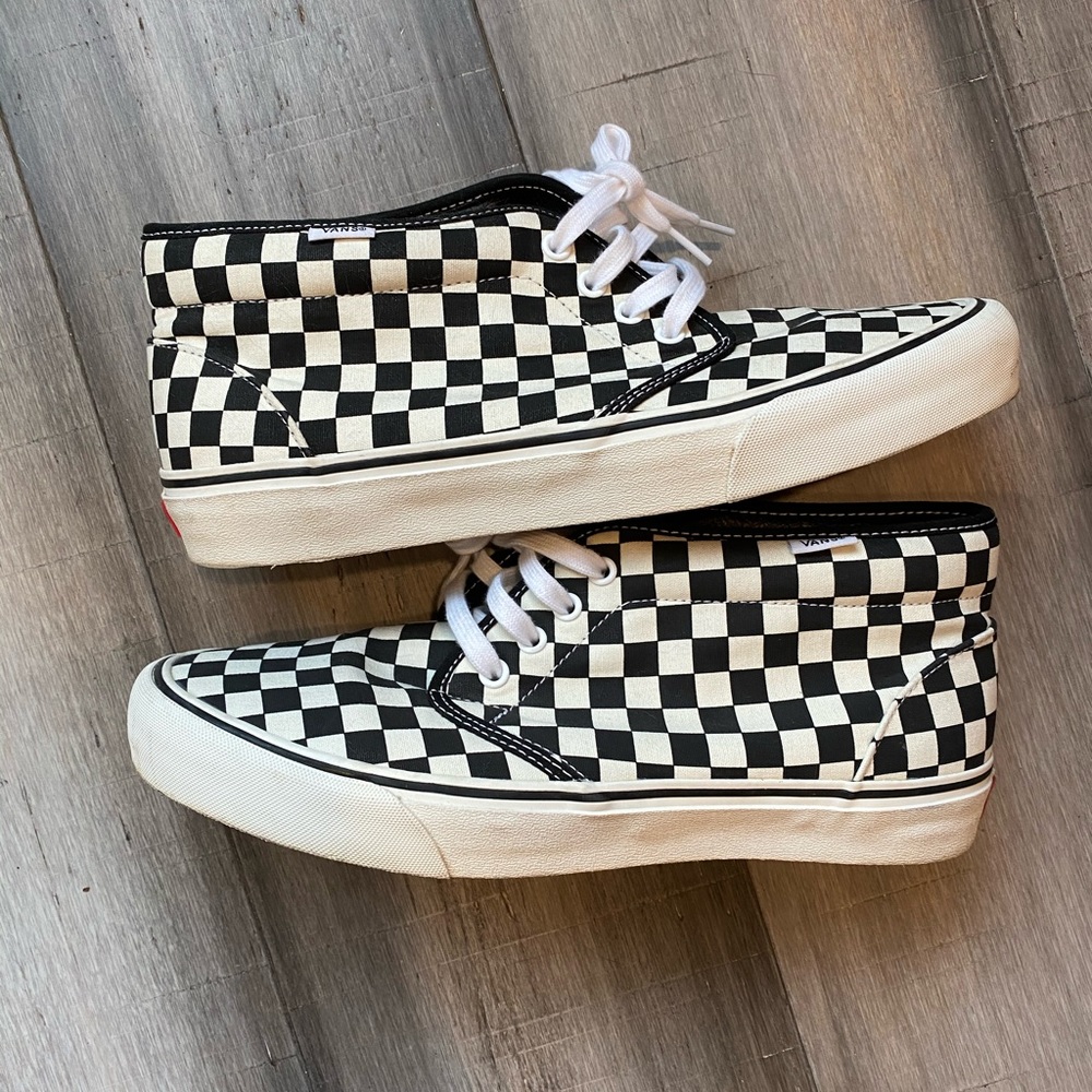 Vans checkerboard mid chukka sz 11 men